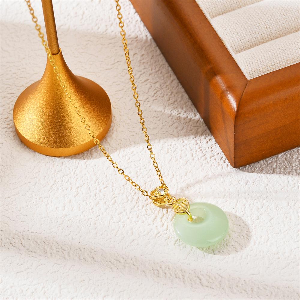 Simple Fashion Titanium Steel Women's Necklace - Non-fading, Luxurious, Versatile, Korean Style Clavicle Chain