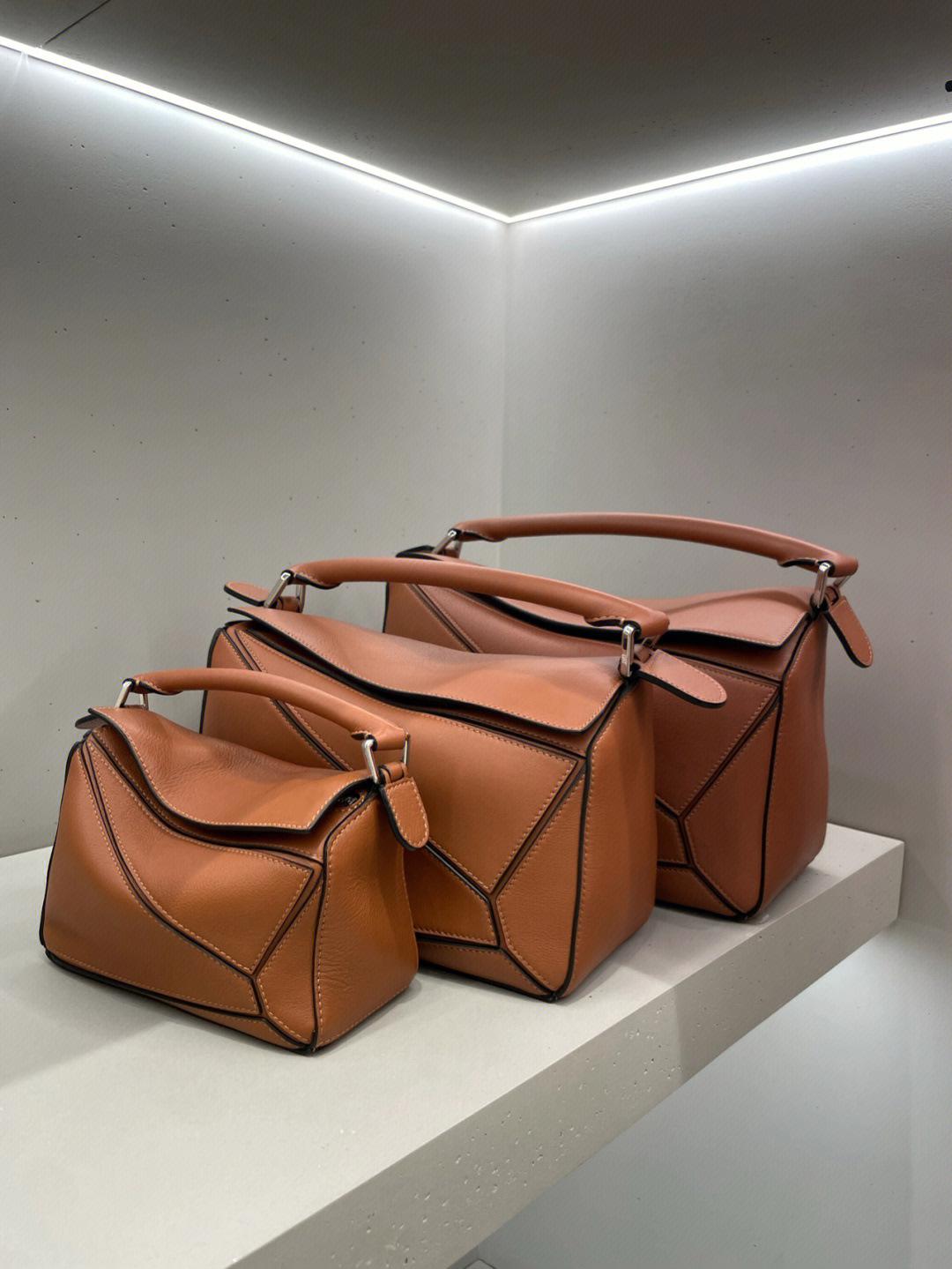 

2024 Женская мини-сумка из кожи с геометрическим узором - Мягкая сумка-мессенджер из коровьей кожи на одно плечо