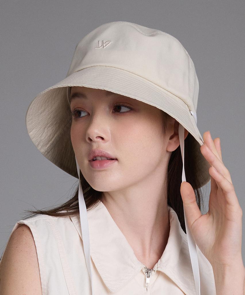 Hwaiteusaenjeu String Bucket Hat Lacoola (4 Colors)