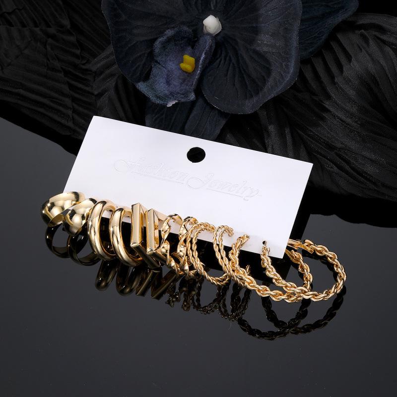 European & American Fashion Twist Hoop Earrings: Women's Versatile & Bold Statement Set