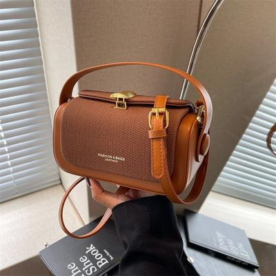 New Women's Handbag Fashiable Versatile Small Square Box Bag Simple Quality Crossbody Bag Stylish Polyester Lining PU Material
