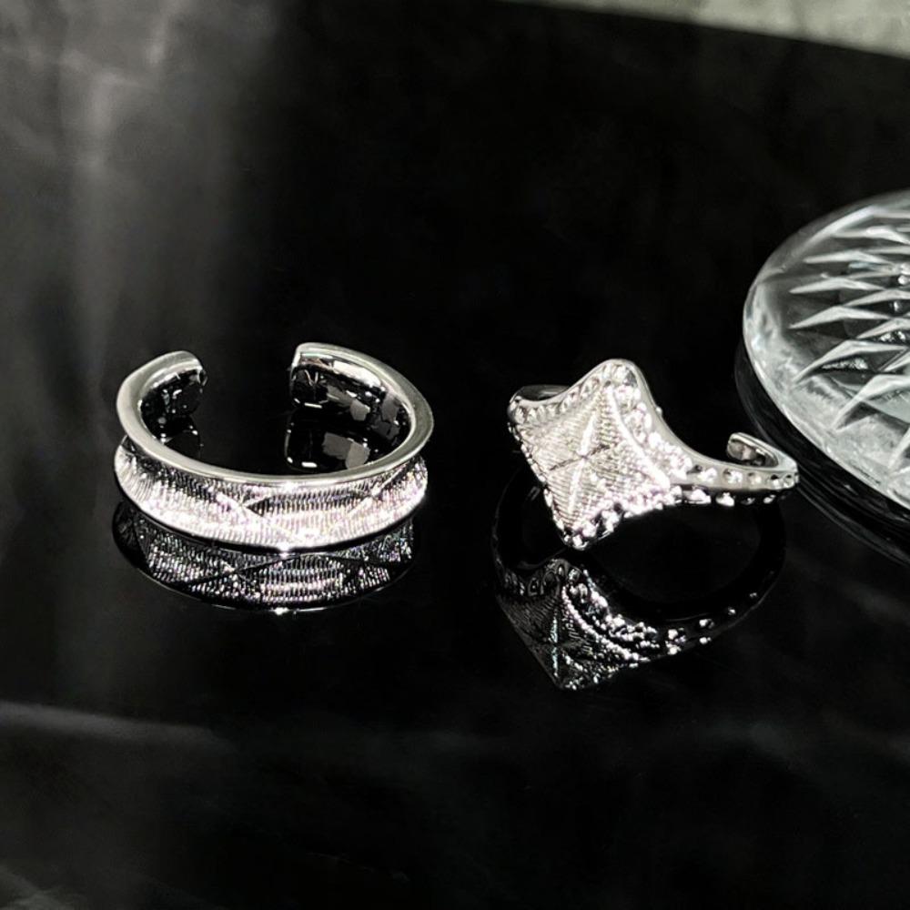 Exquisite Personality Silver Color Brushed Rhombus Starlight Awn Star Opening Couple Ring for Men Women Trendy Designer Jewelry
