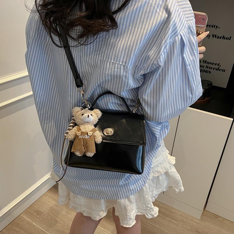 High-end niche bag women's new spring and summer versatile shoulder messenger bag casual portable small square bag