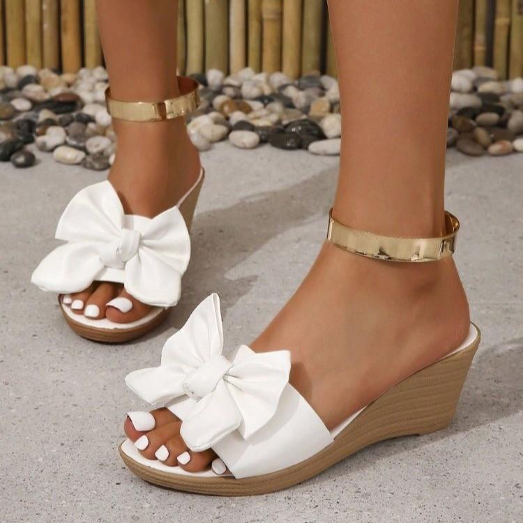 2025 Summer New Slippers Women's Thick-soled Fashion Outer Wear Fairy Style Versatile Bow Word Cool Slippers