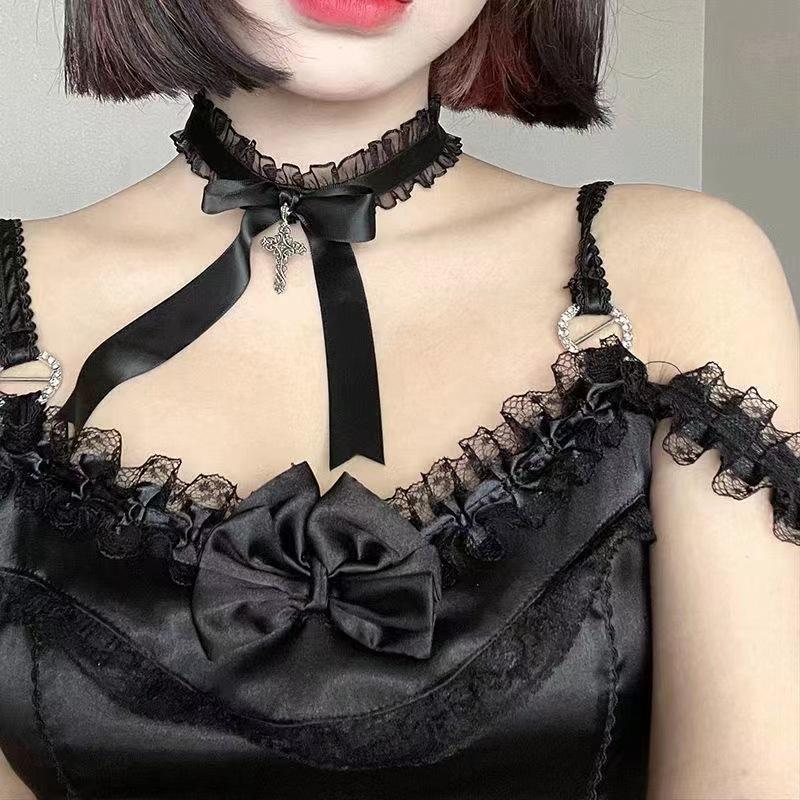 

Черное кружевное ожерелье с бантом из ленты, готический крест, кулон, воротник для женщин и девочек, сладкая бижутерия в стиле Лолиты, новое колье