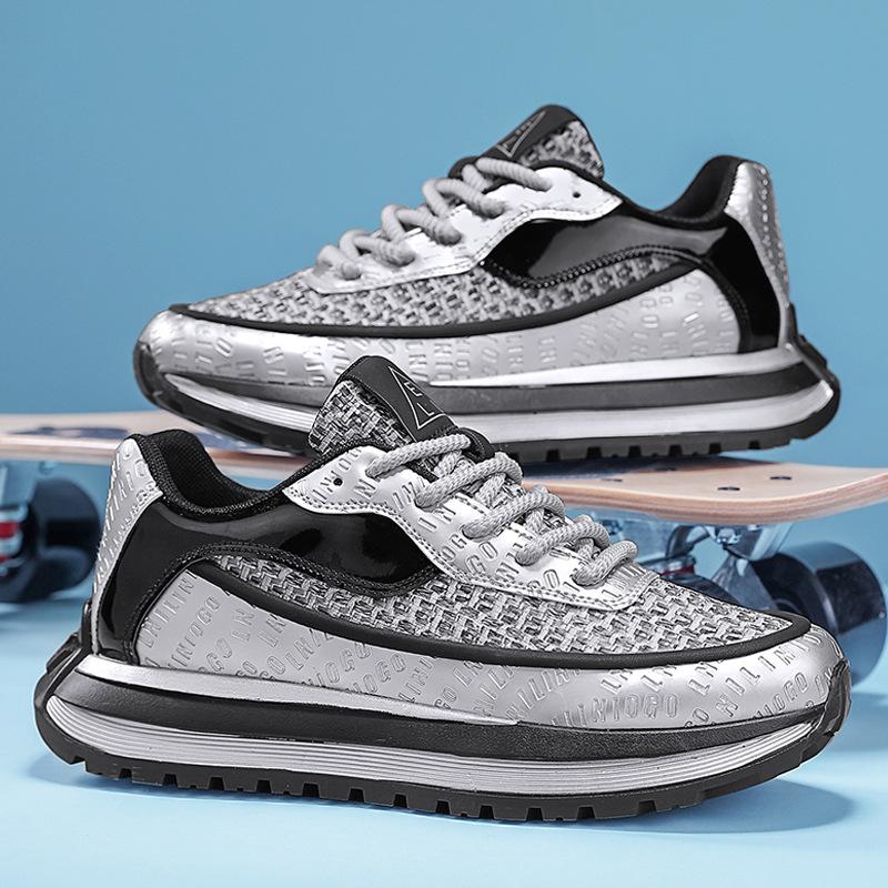 Men's shoes autumn new lightweight and versatile black Forrest Gump shoes fashionable platform non-slip casual board shoes