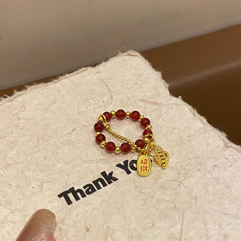 

Современное геометрическое кольцо для женщин, изготовленное из меди, украшенное богатым красным агатом