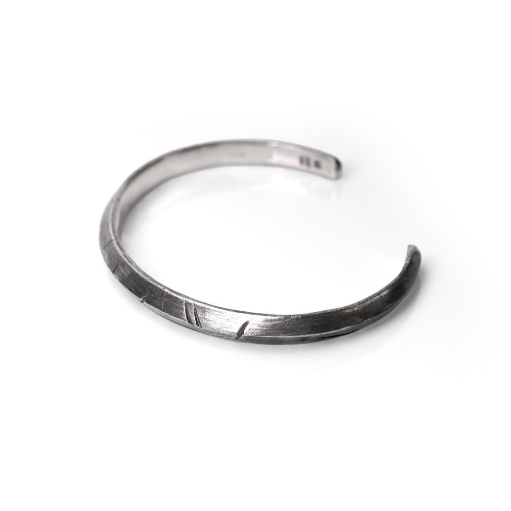 Agroundring Triangle Bangle