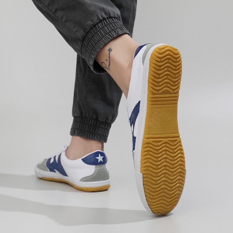 Halkfria Bekväma Sportskor i Canvas Multifunktionella Canvasskor Andningsbara Volleyboll Sportskor Vita Löparskor