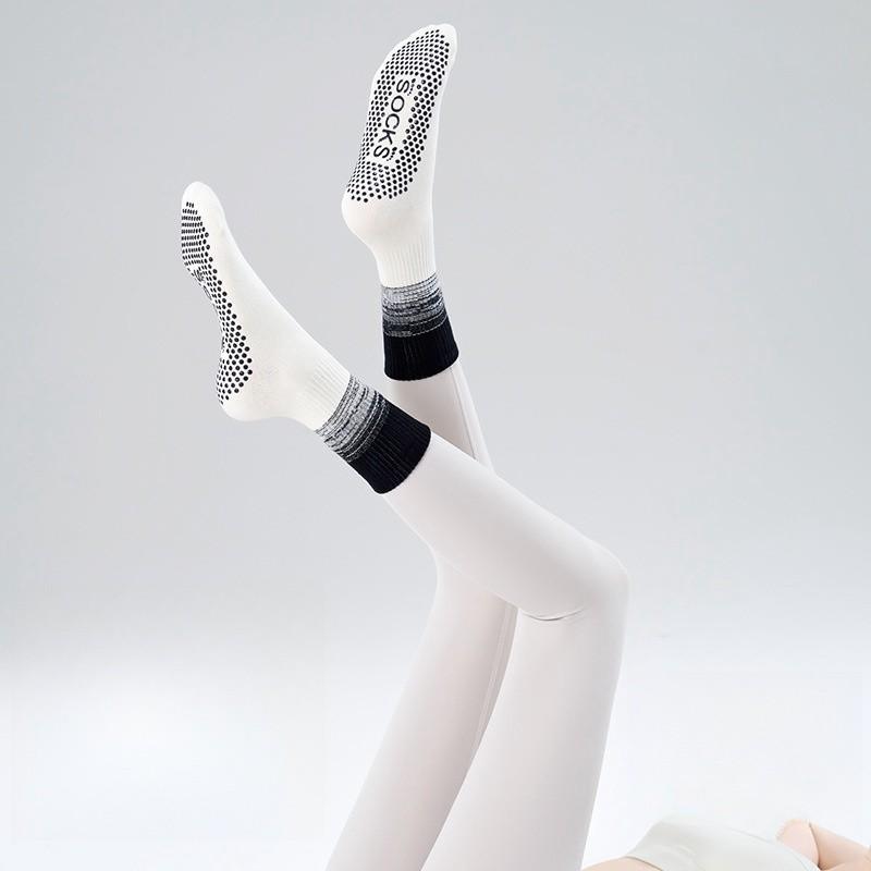Tie Dye Yoga Socks for Spring and Autumn Anti Slip Professional Women's Midsole Sports Socks Adult Pilates Socks
