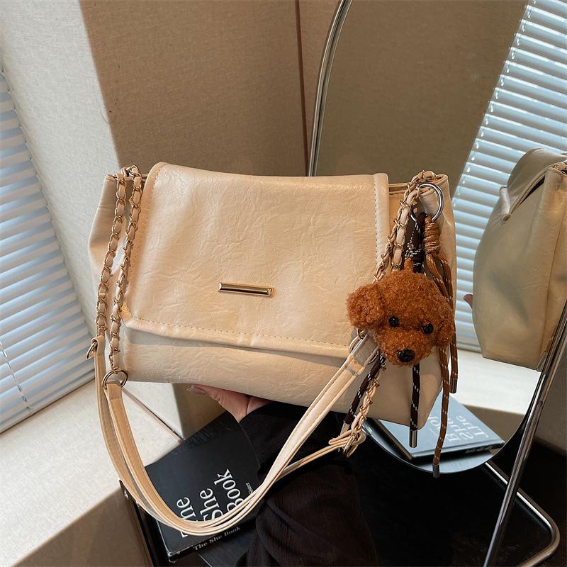 Retro bag women's large-capacity autumn and winter versatile chain shoulder bag commuter tote bag