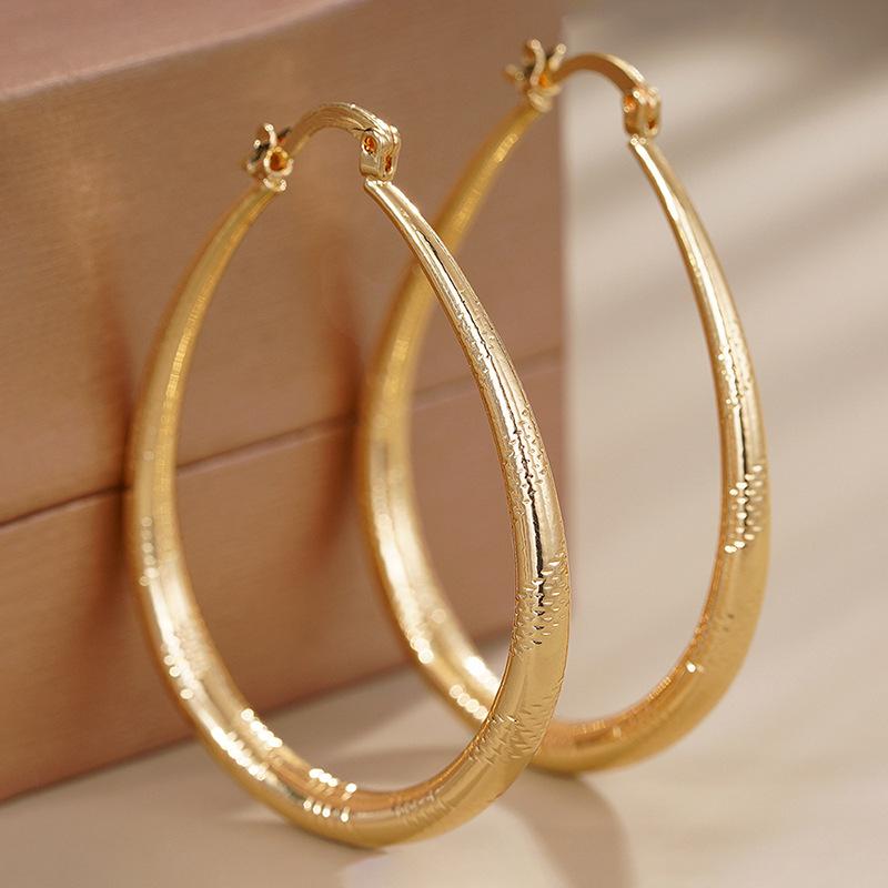 Textured Oval Big Click Hoop Earrings Hammered Surface Large Teardrop Hoop Ear Rings for Women Party Daily Jewelry