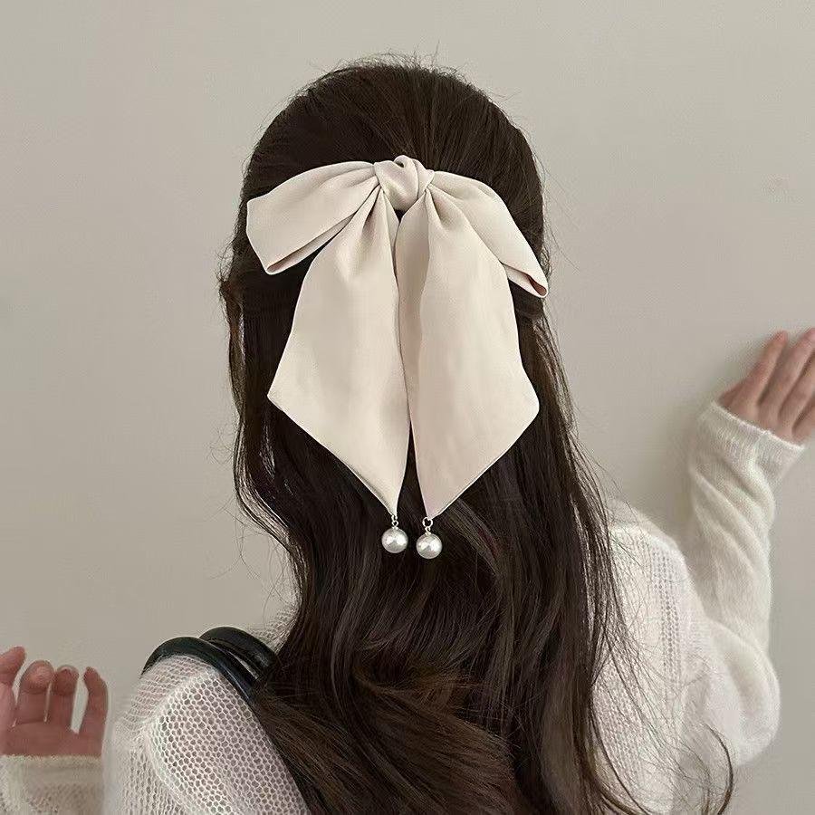 Polka Dot Bow Claw Clip: Elegant Women's Hair Accessory