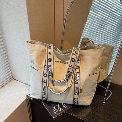 Fashionable Tote Bags for Women Shoulder Bag Retro Shopping Bags Designer Bag Purse and Handbags Class Bag
