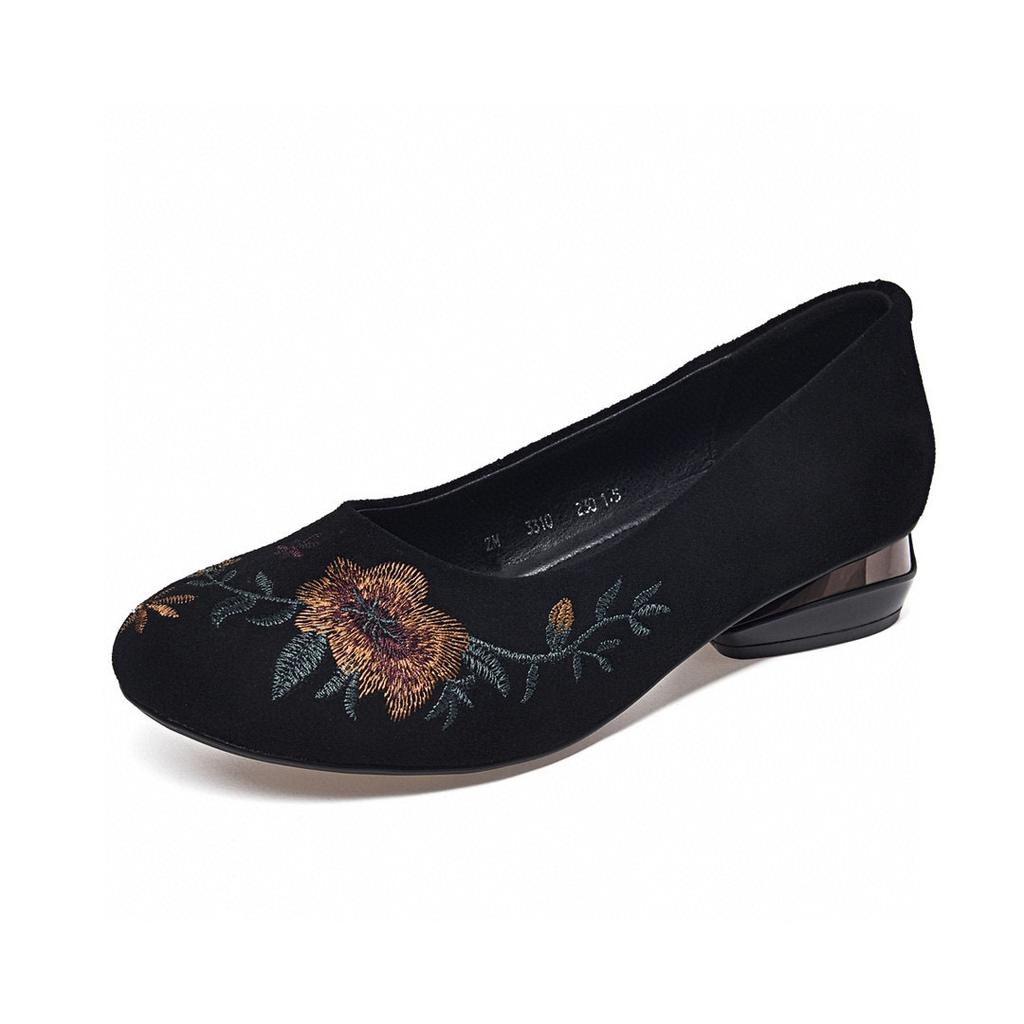 Round head loafers women's 2025 new ethnic style embroidered retro single shoes sheepskin shallow mouth comfortable high heel flats