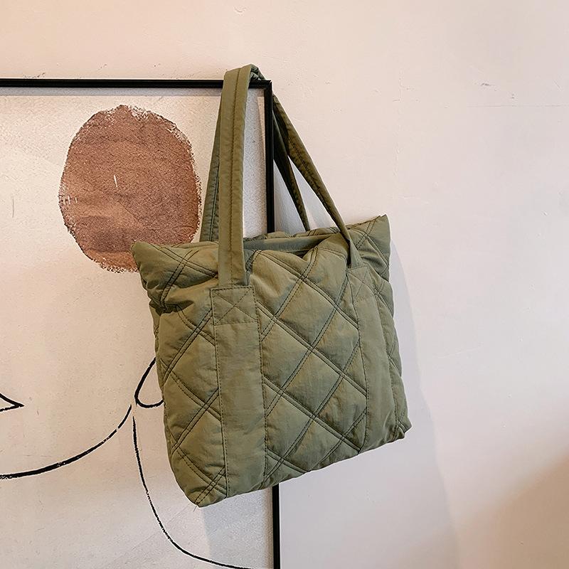 

Модна персоналізована жіноча сумка на плече 2024, нова популярна жіноча сумка, повсякденна сумка для приміських поїздок, жіноча сумка