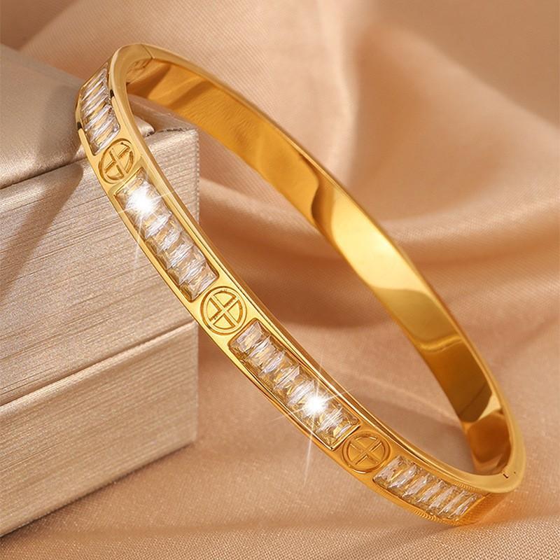 Titanium steel bracelet gold high version temperament zircon bracelet women's light luxury fashion elegance does not fade simple bracelet