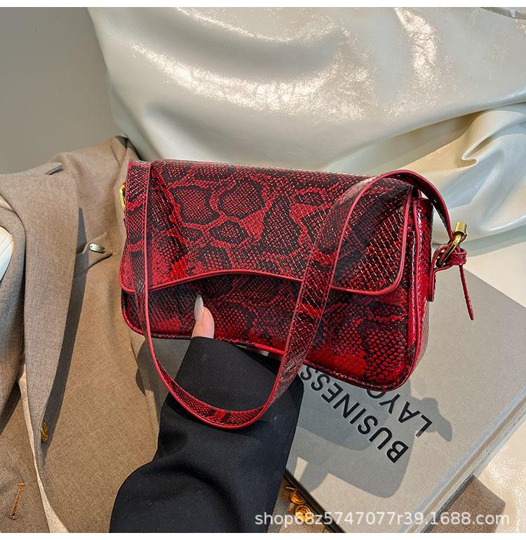 Premium snake pattern underarm small bag women's 2025 new fashion light luxury shoulder bag French niche commuter women's bag