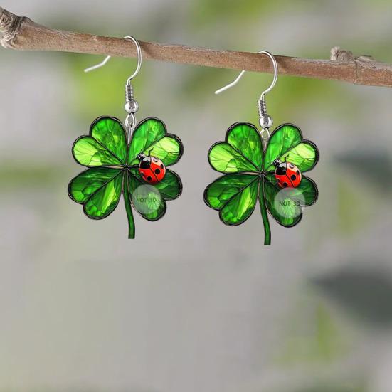 1 Paar vierblättrige Kleeblatt-Ohrringe für Damen, kleines grünes Kleeblatt, Marienkäfer-Ohrringe, Jubiläum, Geburtstag, Valentinstag, Verlobungen, Schmuckgeschenke für Mama