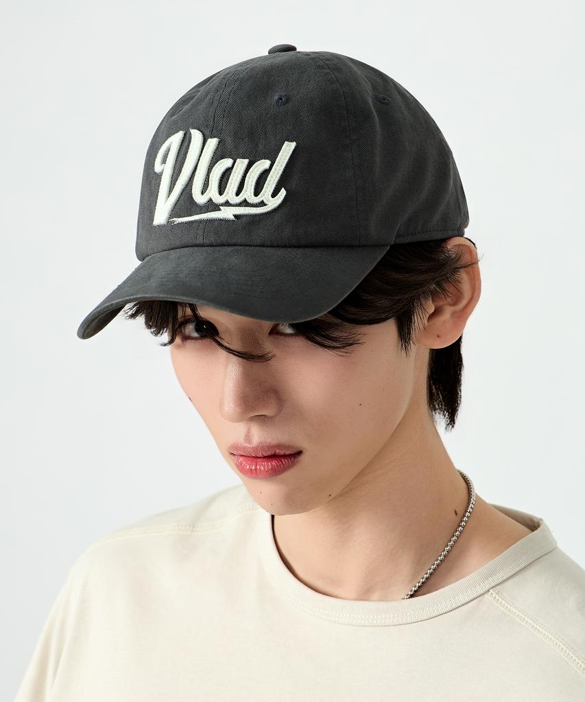 Dimiteulibeullaeg Vlad Washed Applique Ball Cap_Charcoal