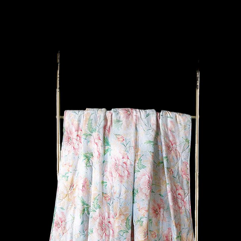 

Fuanna 7-Hole Washable Antibacterial Summer Quilt