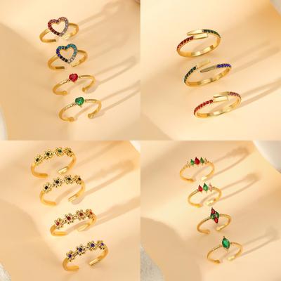 Nádherný otvorený prsteň s intarzovaným zirkónom: Špičkový, Galvanicky pokovaný meď, Nadčasová elegancia v jednoduchom štýle