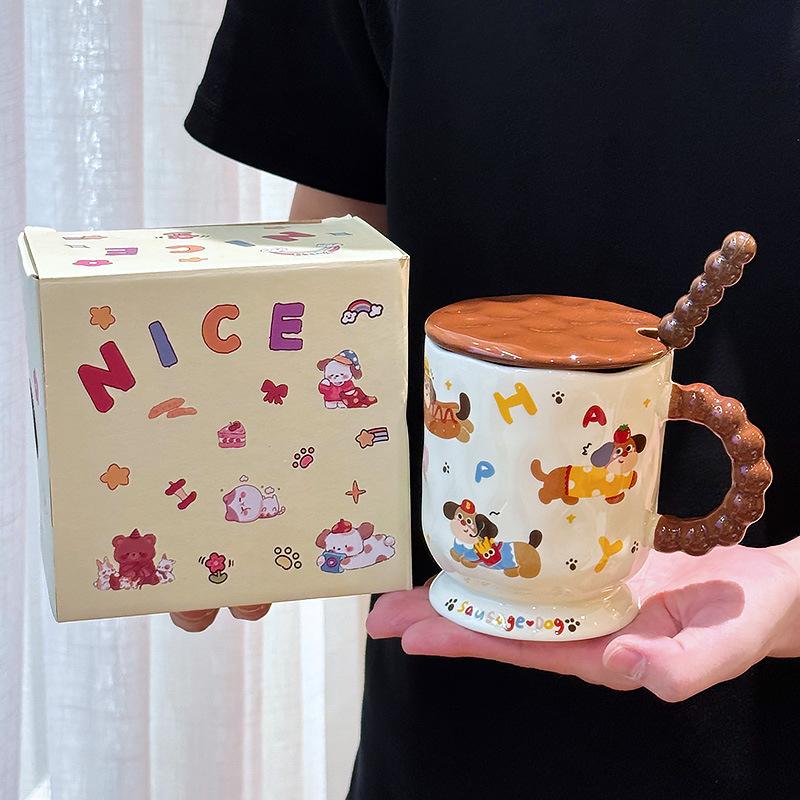 

Керамическая кружка с крышкой и ложкой, с изображением собаки таксы, для офиса, дома, для питья воды, парная, чашка для воды, подарок на день рождения для девушки 400ML