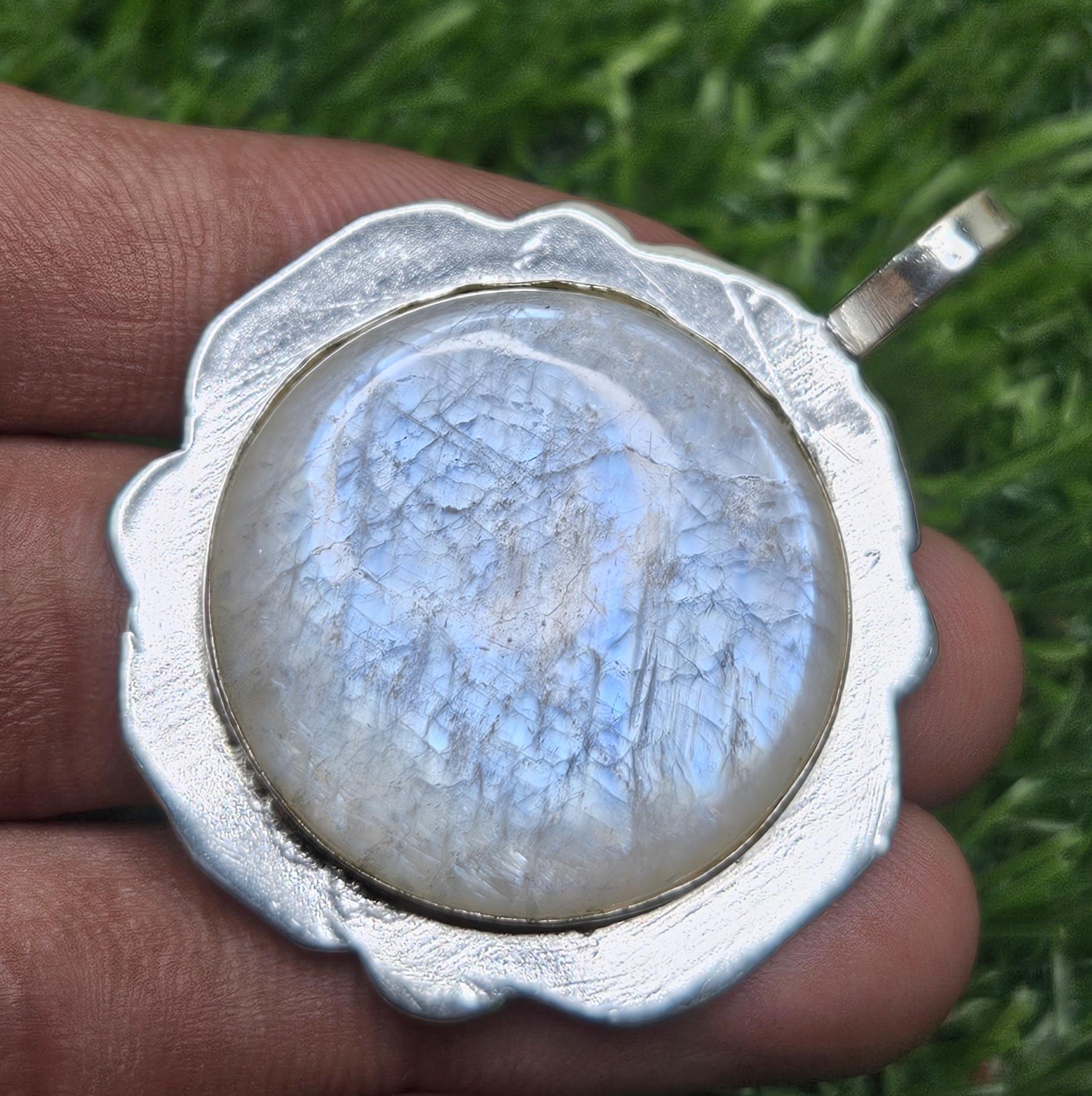 

Кулон из натурального радужного лунного камня, стерлинговое серебро 925 пробы, кулон с драгоценным камнем, кулон круглой формы, подарок для нее белый