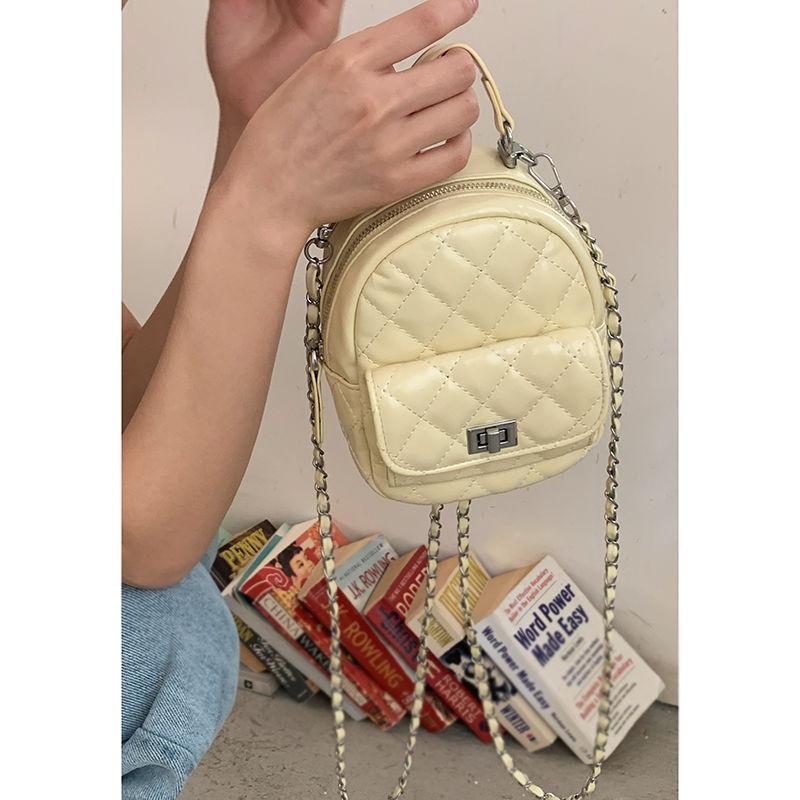 IELGY Ladies Backpack Summer Fashion All-Match Portable Chain Travel Bag