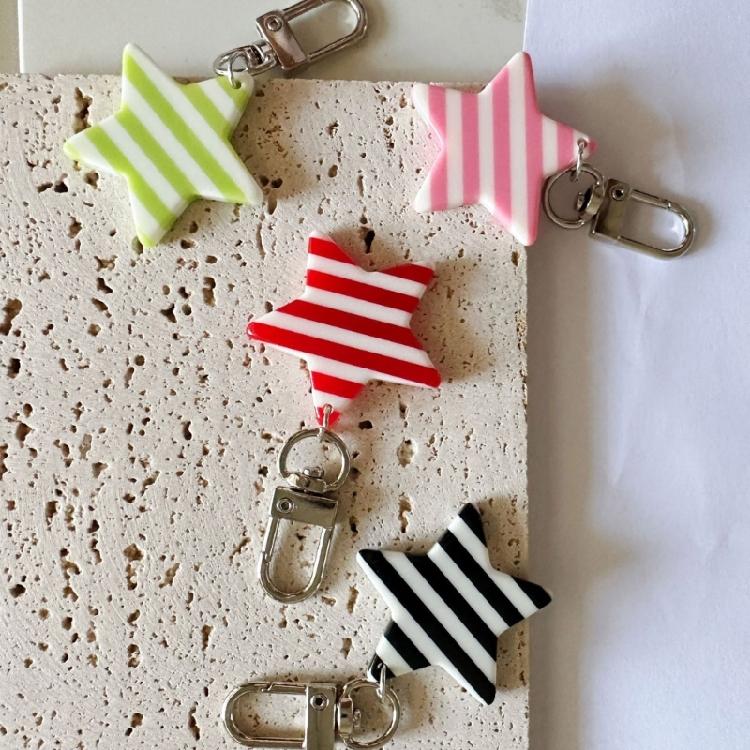 Stylish Alloy Resin Key Ring Star Charm Keychain With Delicate Striped Decoration Accent For Purse Backpacks Camera