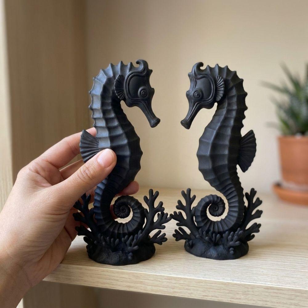 2PCS Minimalist Coral Base Seahorse Statue Double Seahorse Seahorse Table Decor Gift Giving