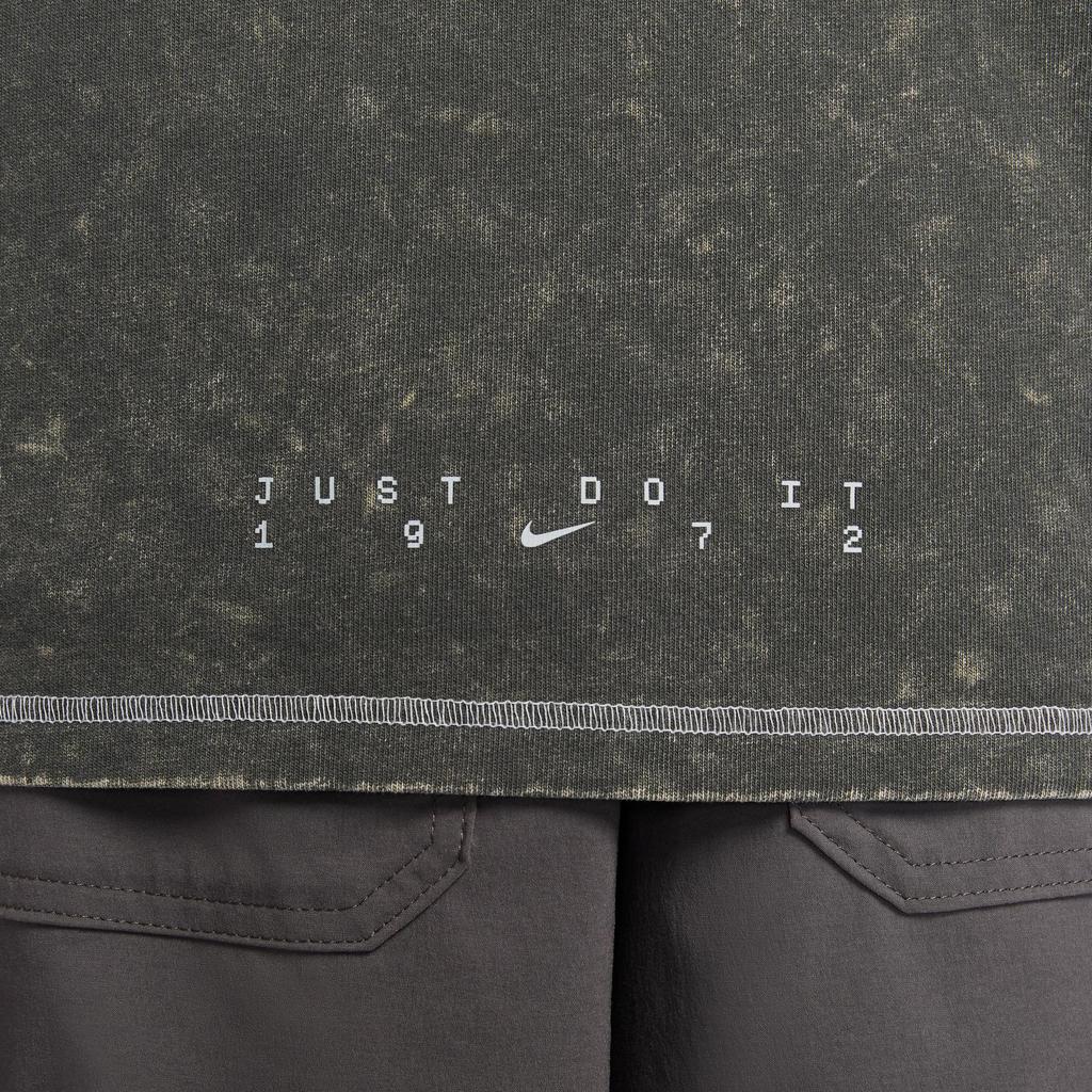 New Nike Sportswear T Shirt Men's Black HJ0777-060