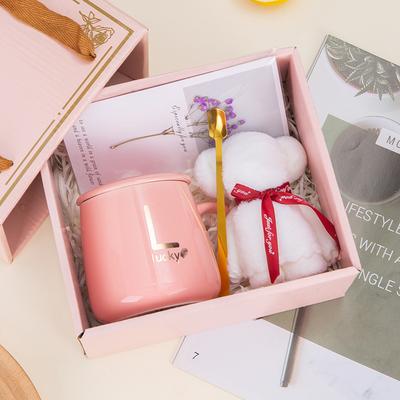 Keramisk mugg enkel mode handväska set handduk nalle souvenir invigning praktisk gåva drickskopp