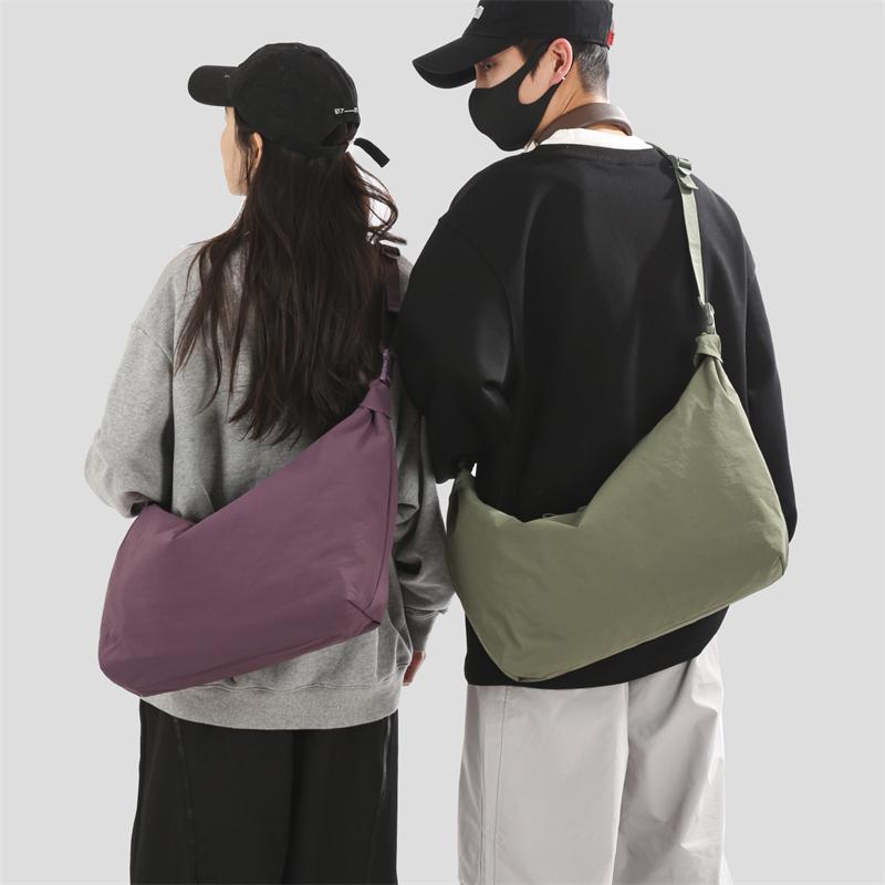 Lightweight Crossbody Bag Unisex Sports Commuter Shoulder Bag