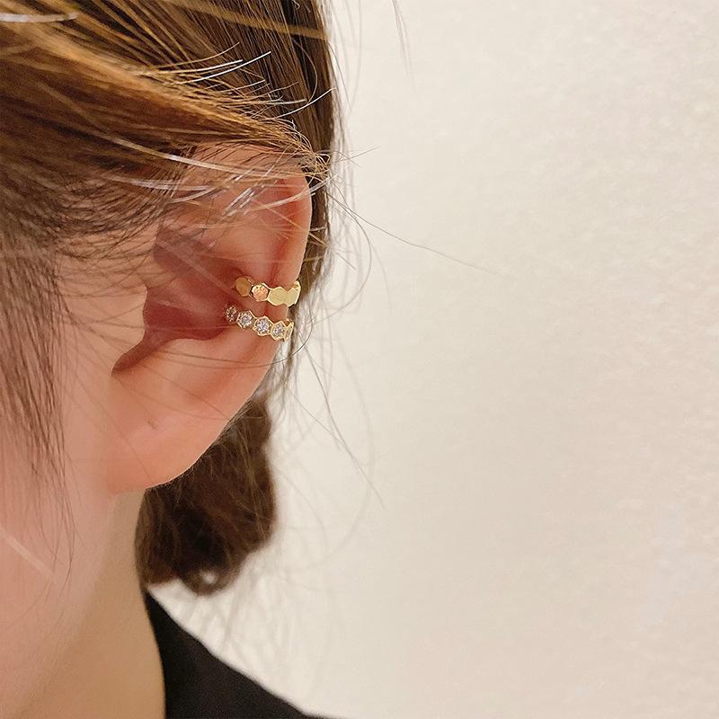 Elegant French Zirconia Honeycomb Ear Cuff Set: Light Luxury, Versatile, No Piercing Needed for Women
