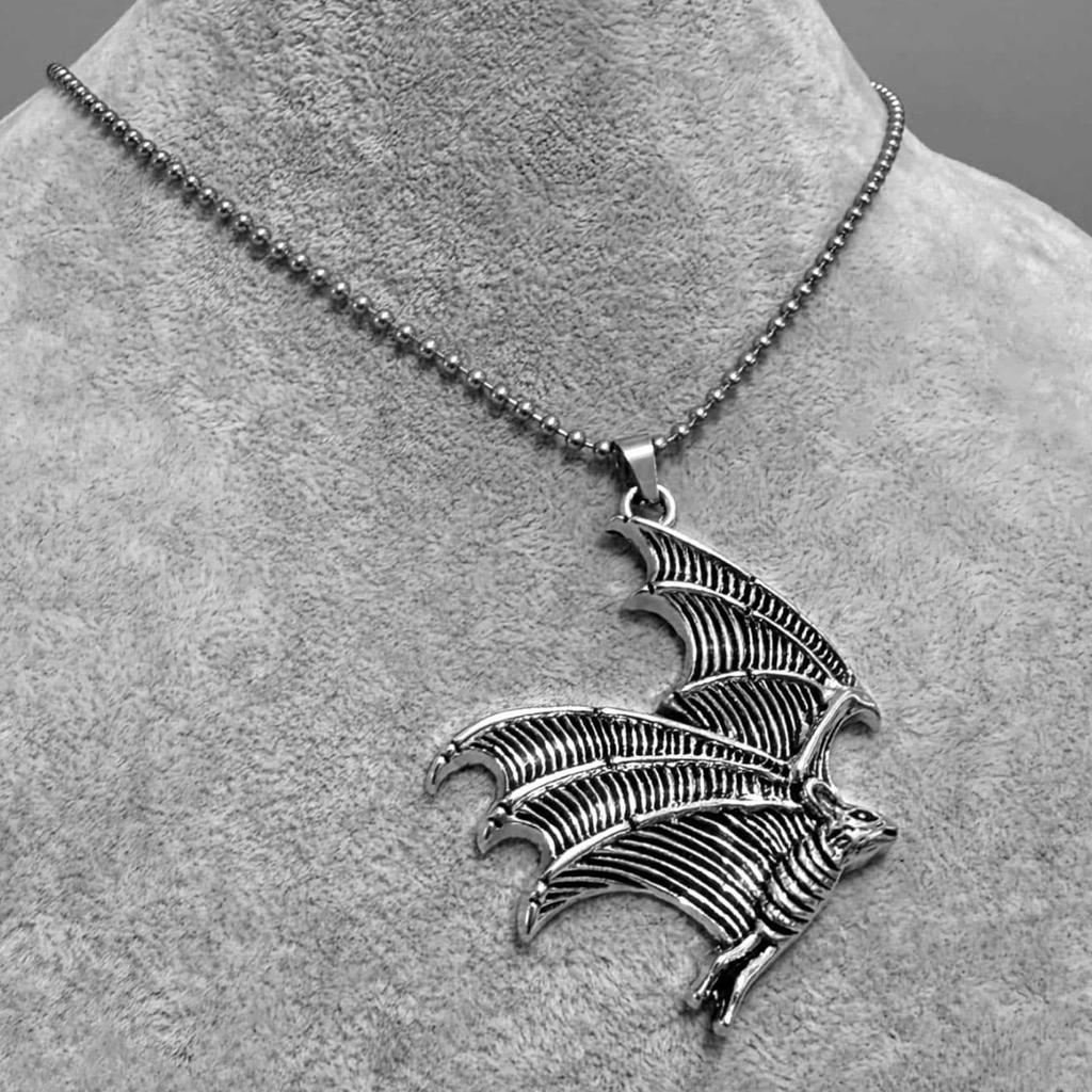 Gothic Bat Pendant Necklace Elegant Alloy Jewelry Unique Gothic Bat Necklace For Unique Style And Special Occasions
