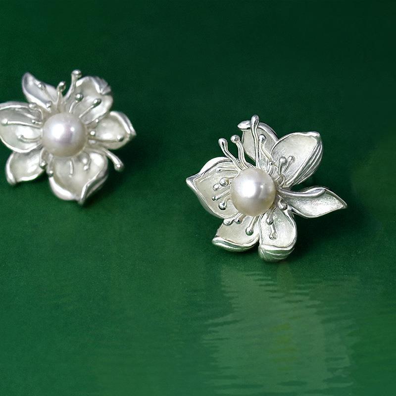 Three-Dimensional Design New Inlaid Pearl Flower Women'S Earrings Exaggerated Exquisite Party Jewelry Accessories