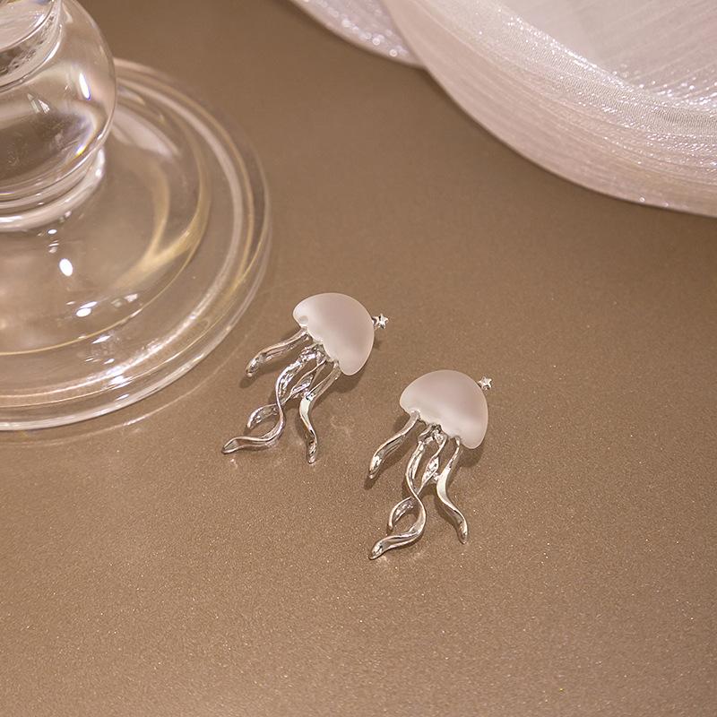 Fashion Design Floating Jellyfish Matte Acrylic Earrings Korean Creativity Mini Star Personality Female Drop Earrings Jewelry