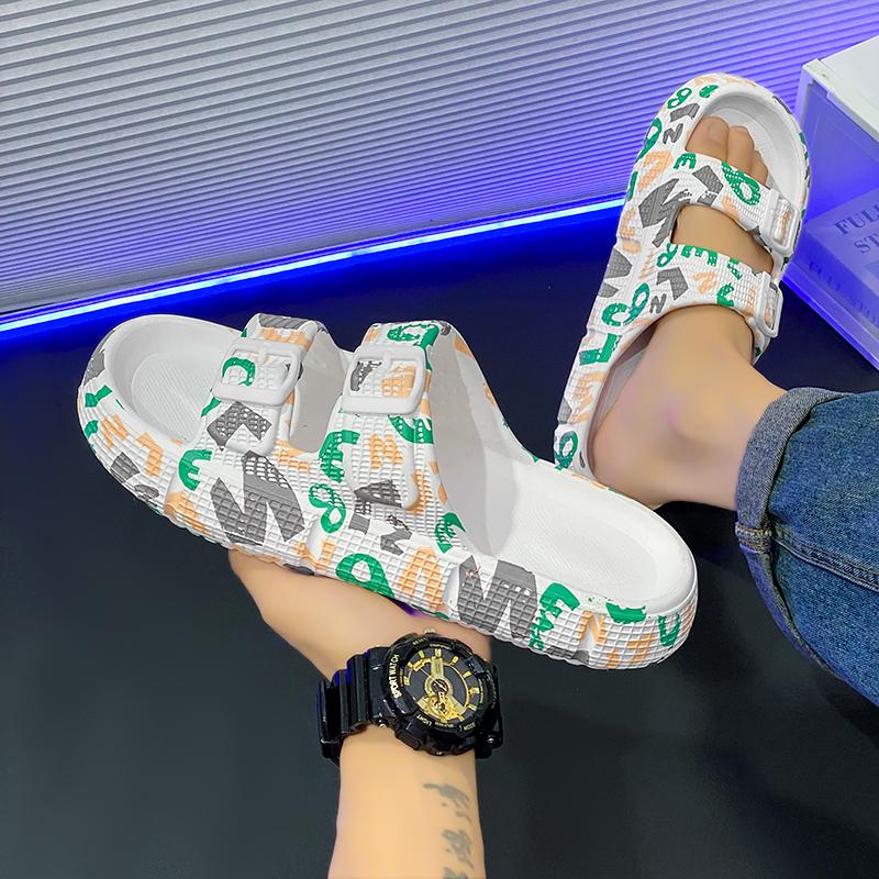 Summer Mens Slippers Outdoor Mans Sandals Lightweight Mens Beach Shoes Soft Bottom Indoor Home Slippers Non-Slip Bathroom Slides