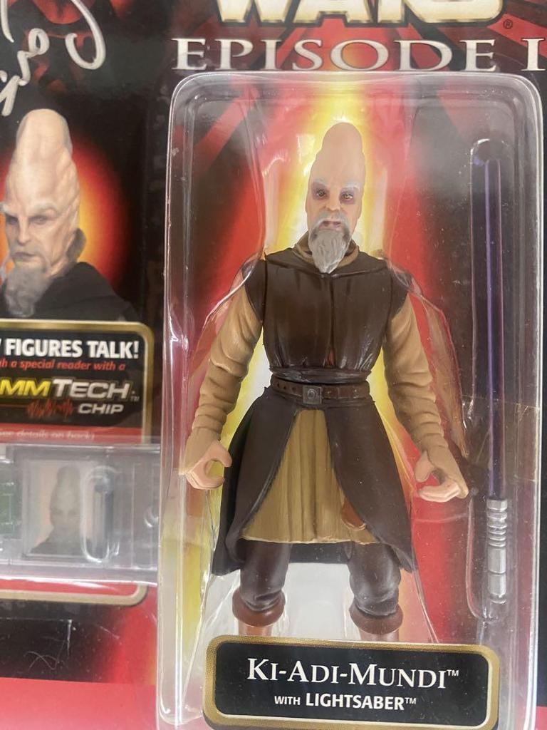 [USED] Signed Star Wars KI ADI MUNDI figure