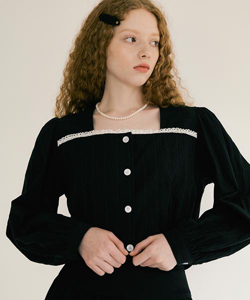 More Than Like Square Crop Lace Blouse - Black Black/Free