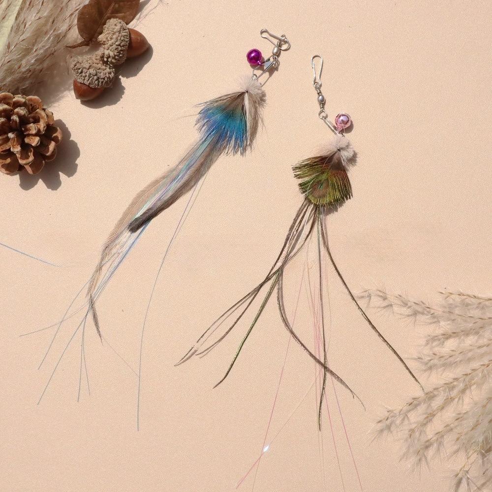 1pc/2pcs Simulated peacock Cat Toy Replace the Head Accessories Artificial Insects Pet Toy