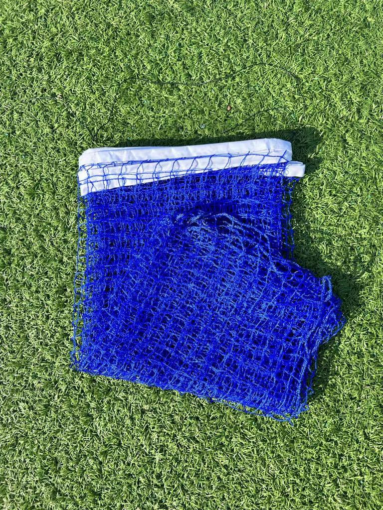 Portable Badminton Net for Recreation and Competition
