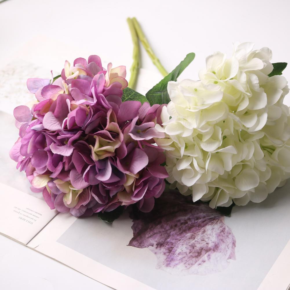 Artificial Hydrangea Flowers Artificial Silk Hydrangea Bouquet with Flexible Stems Realistic Color Transitions Soft Pliable