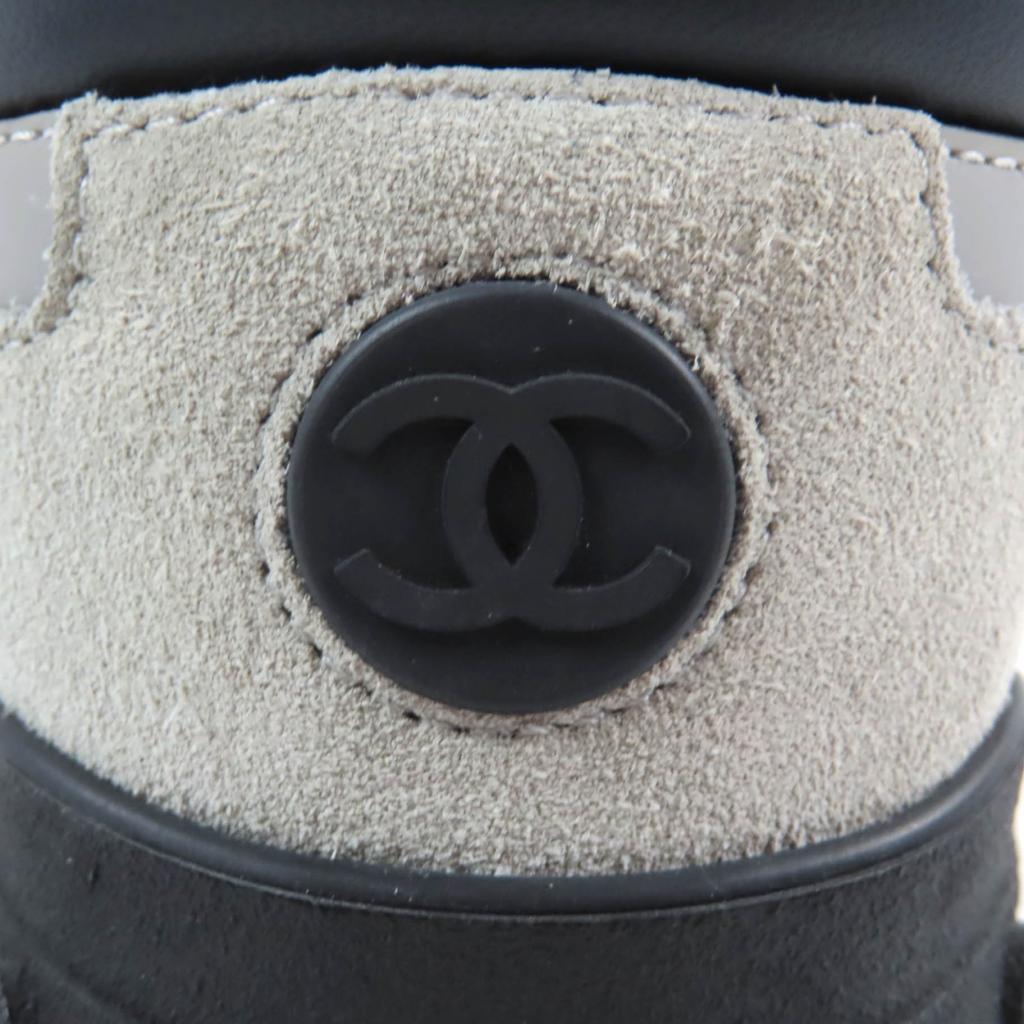 Great CHANEL sneakers Logo design COCO Mark suede leather Multi Women 35 G34086 Used