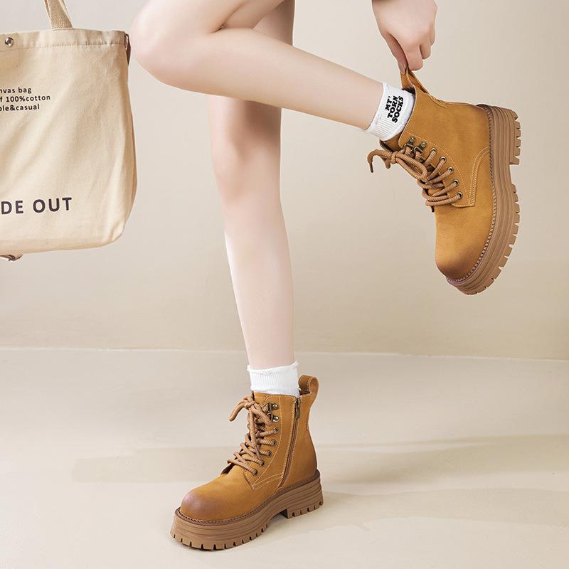 Retro Martin boots women's autumn and winter rhubarb boots thick-soled heightening leather tooling short boots