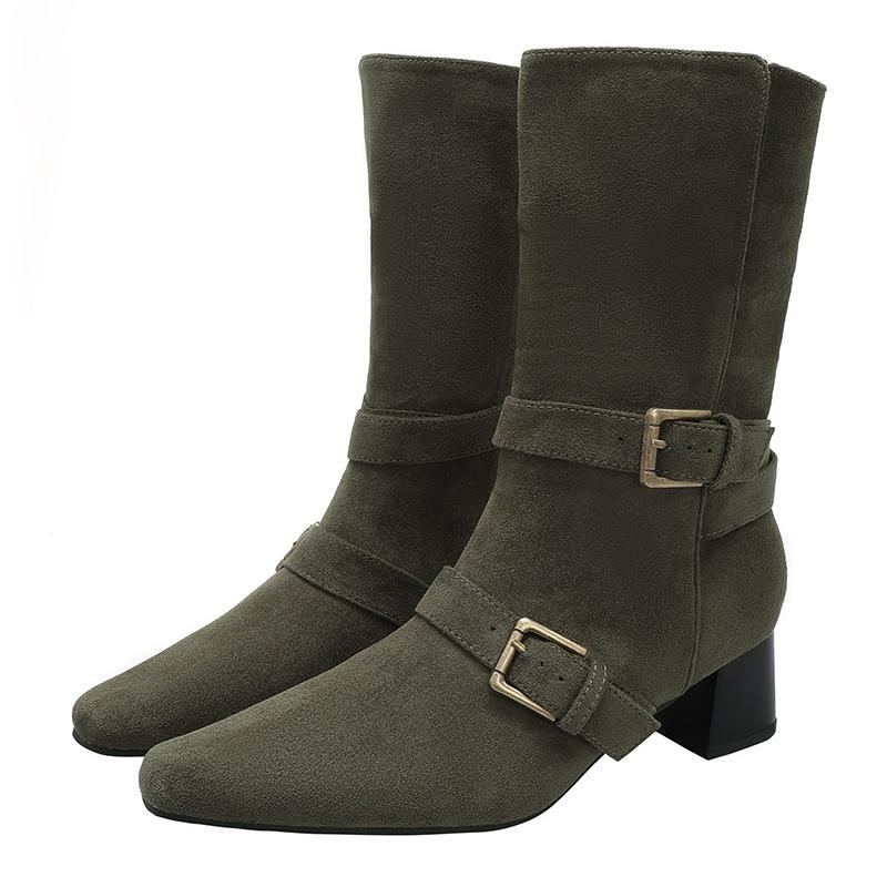 Höst och vinter bältesspänne två bär mediumstövlar mocka tjock klack läderstövlar fyrkantig tå tunna stövlar medelhög klack Martin boots