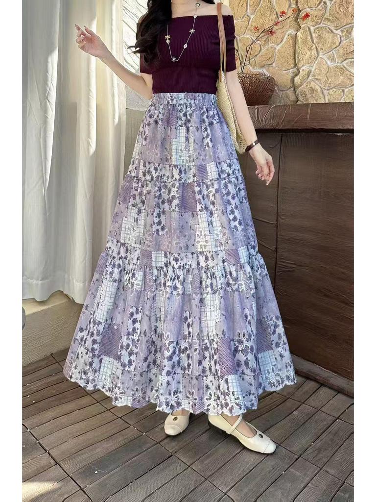 High-Waisted Floral Midi Skirt: Slimming, Hip-Covering, Flare A-Line Design for an Elegant, Youthful Look.