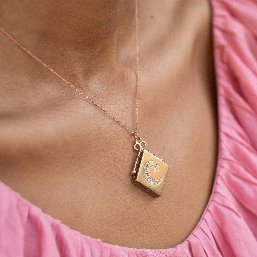 Personalized Necklace Open And Close Moon Zircon Photo Album Pendant Necklace Collarbone Chain Electroplated Gold Color Retention
