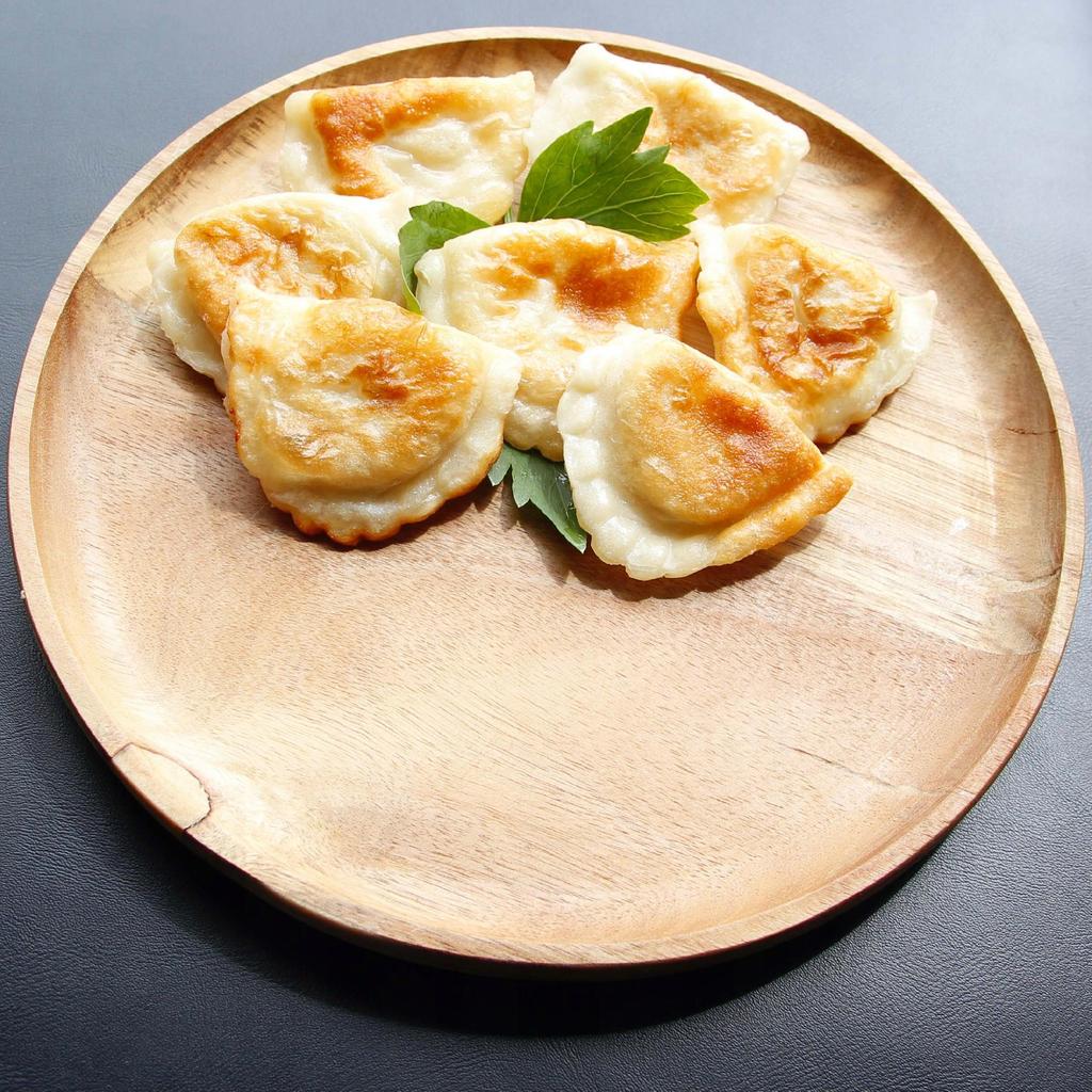 ACACIA WOODEN SERVING PLATE